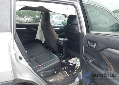 2016 Toyota Highlander Xle V6 z USA, uszkodzony, nr VIN 5TDJKRFH7GS321461